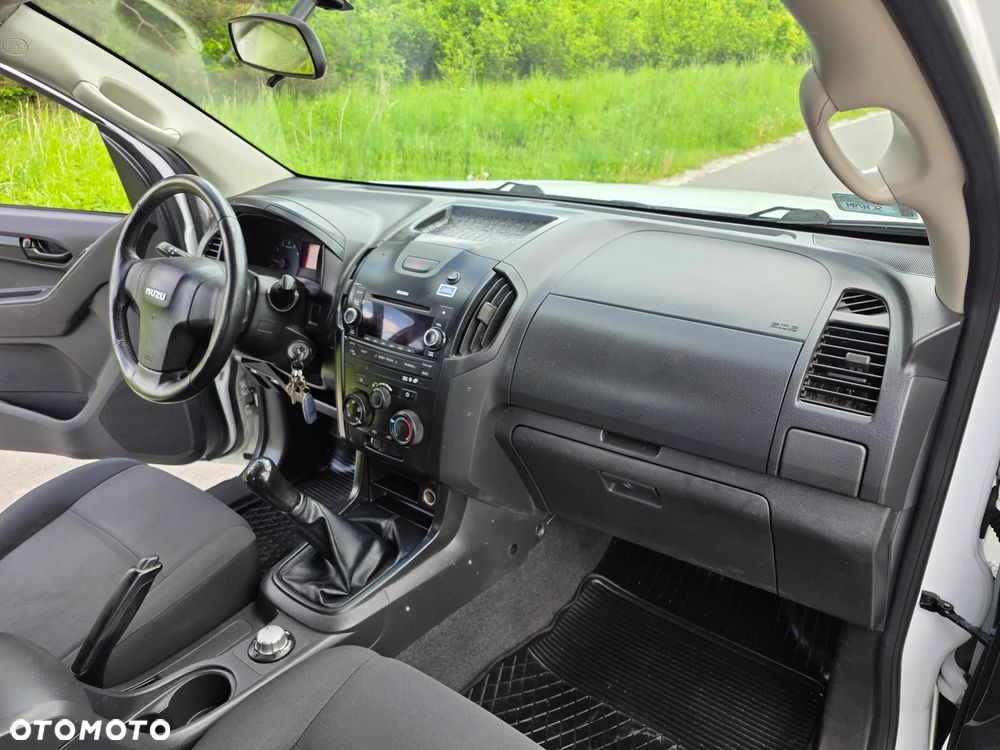 Isuzu D-Max 2.5 EC LS - 18