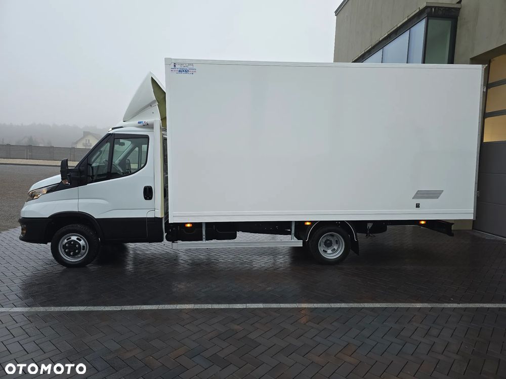 Iveco DAILY DAILY 50C16 KONTENER IZOTERMICZNY 10PALET 4,91cmDługi  2,11cmSzeroki  2,31cmWysoki  SALON PL 106 Tyś km STAN JAK NOWY NA GWARANCJI TEMPOMAT FOTEL PNEŁMATYCZNY KLIMATYZACJA AUTOMATYCZNA - 11