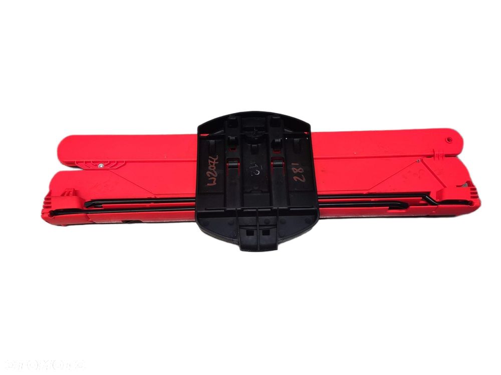 MERCEDES E KLASA W207 LIFT  TRÓJKĄT OSTRZEGAWCZY MOCOWANIE  A2048900114 - 3