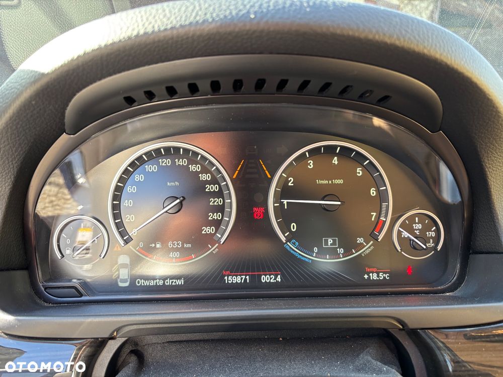 BMW Seria 5 535i xDrive Sport-Aut Luxury Line - 18