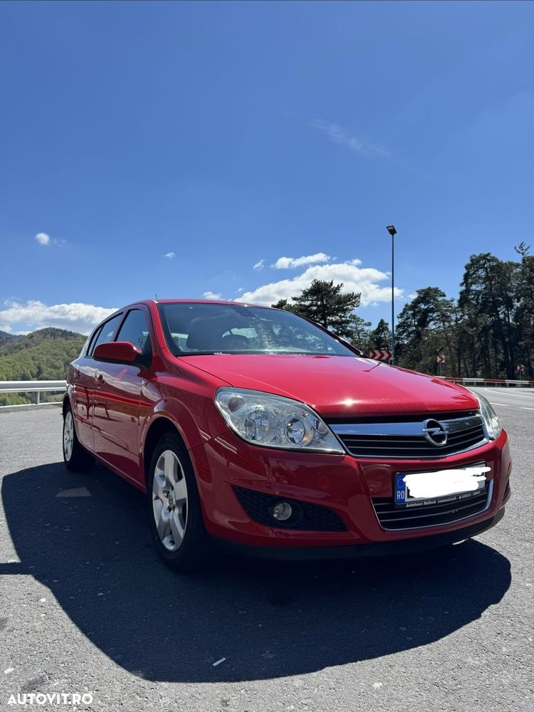 Opel Astra 1.9 CDTI Cosmo - 2