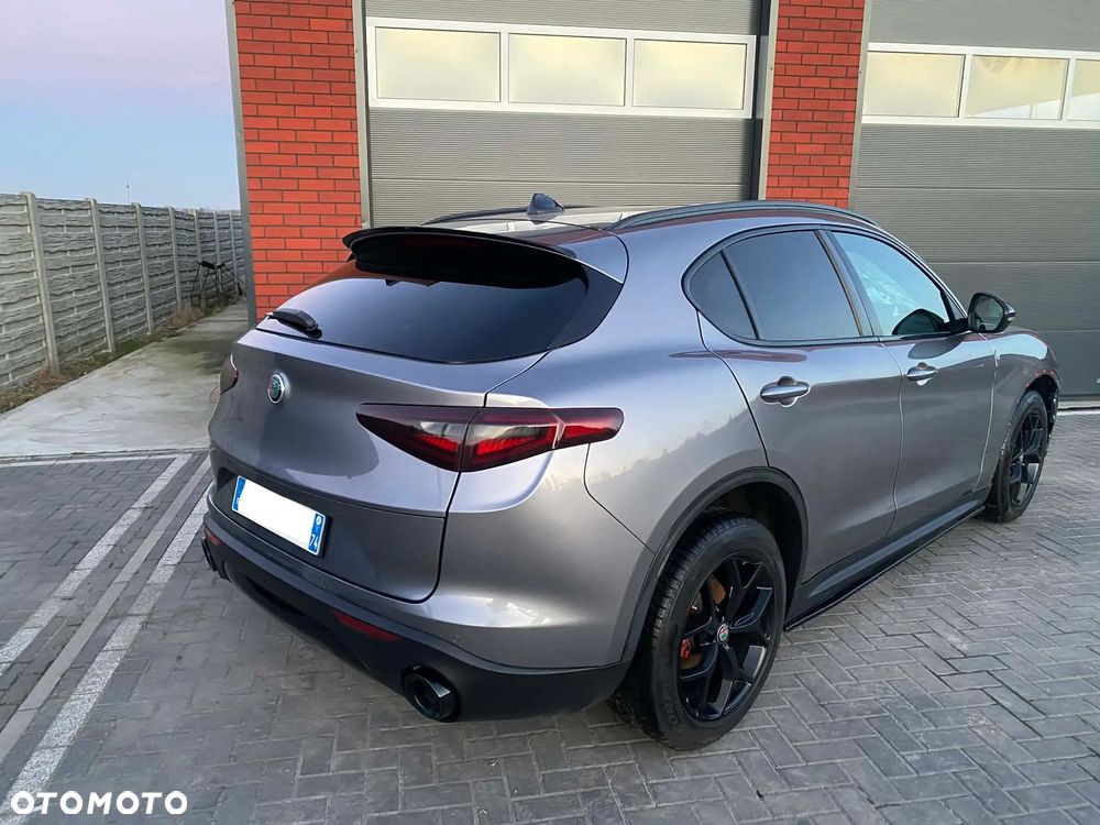 Alfa Romeo Stelvio 2.2 16V AT8 Executive - 38