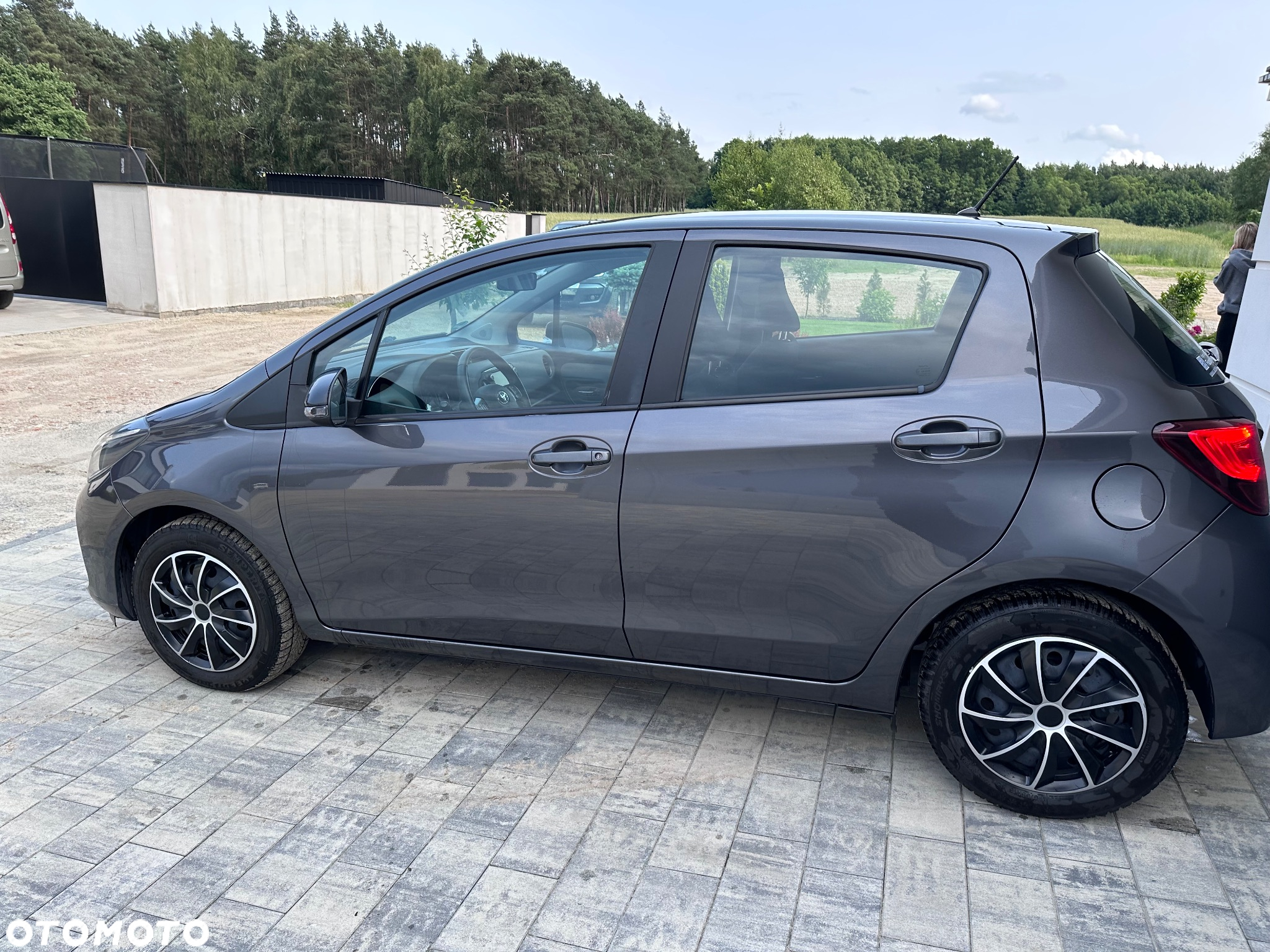Toyota Yaris 1.33 Active - 8