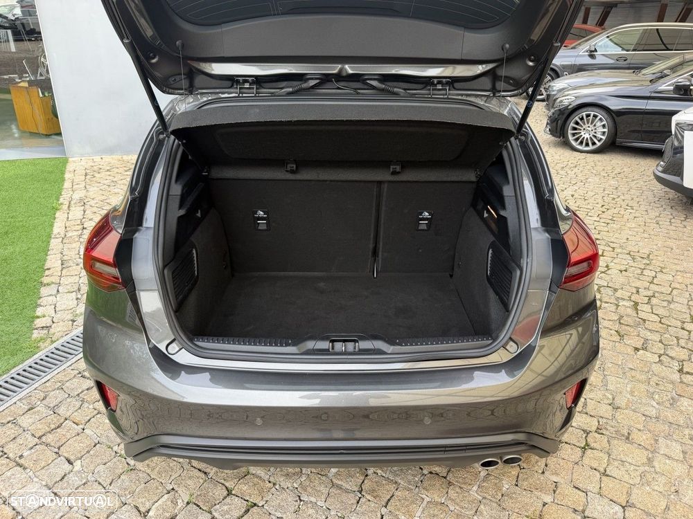 Ford Focus 1.5 TDCi EcoBlue ST-Line - 20