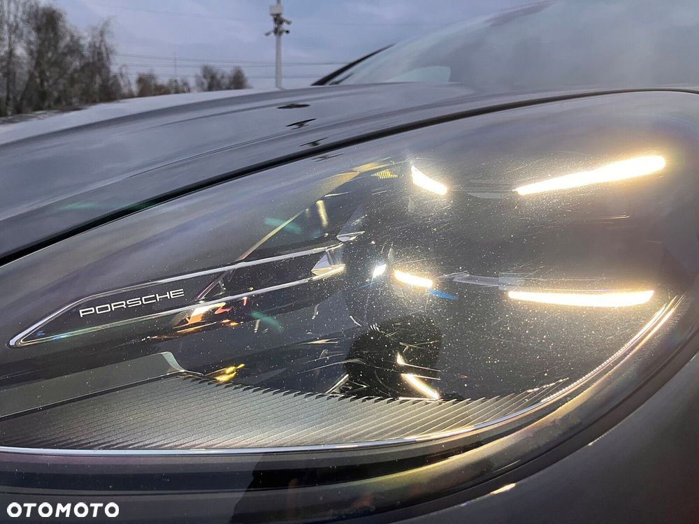 Porsche Macan - 17