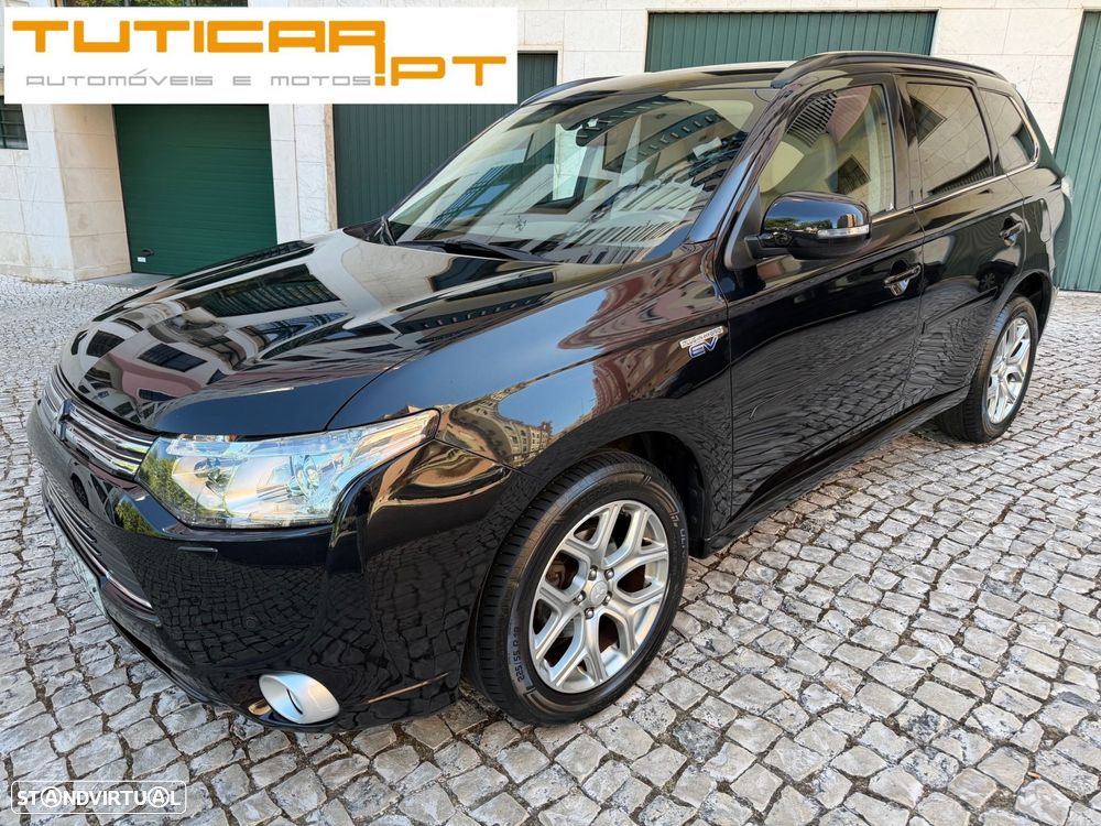 Mitsubishi Outlander 2.0 MIVEC Instyle Navi+ - 1