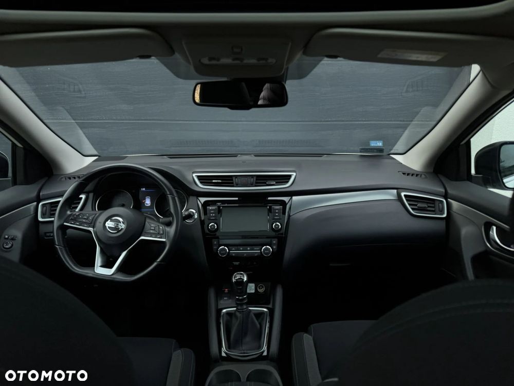 Nissan Qashqai 1.3 DIG-T N-CONNECTA - 14