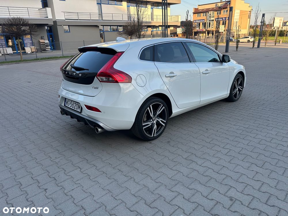 Volvo V40 T2 RDesign - 6