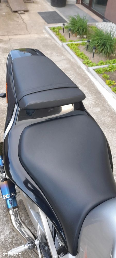 Yamaha R6 - 11