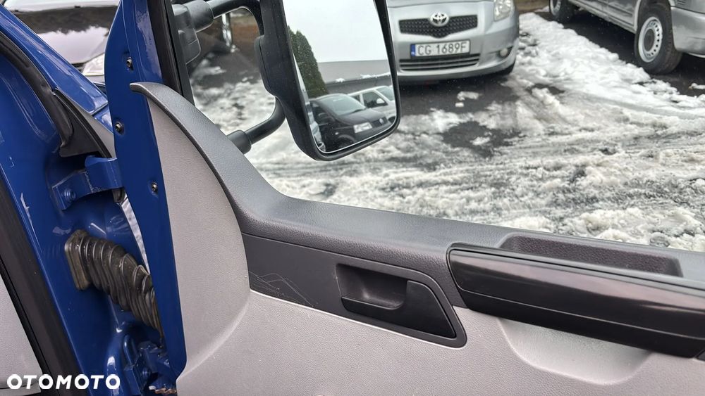 Volkswagen Transporter T5 - 16