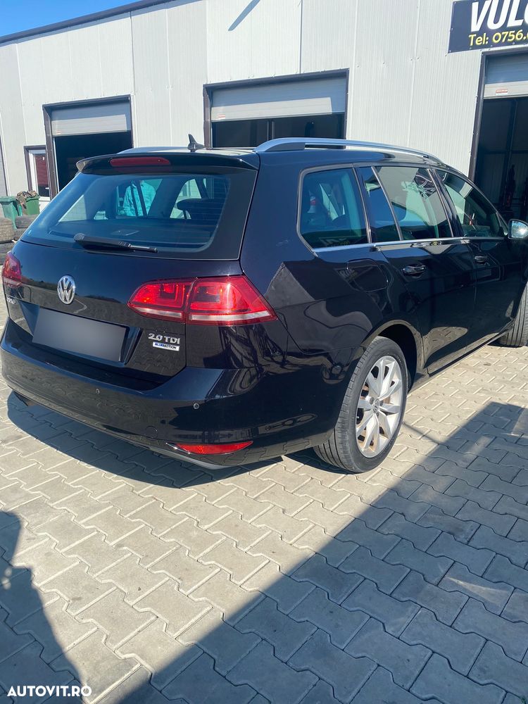 Volkswagen Golf 2.0 TDI DPF DSG Exclusive - 8