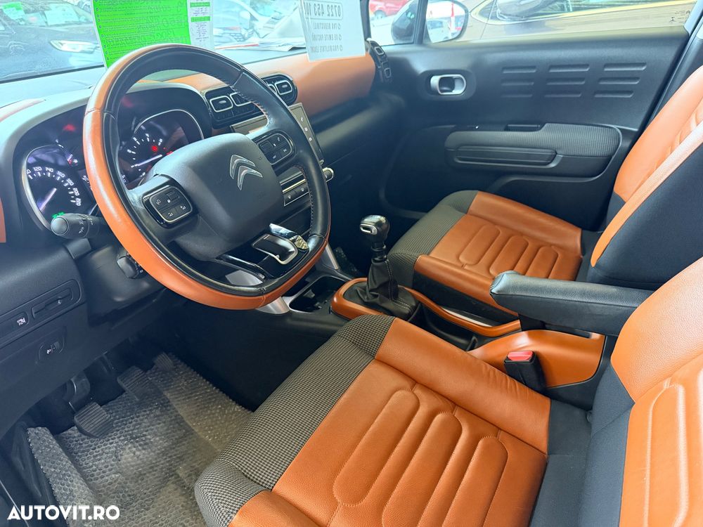 Citroën C3 AIRCROSS 1.2 PureTech S&S BVM Shine - 27