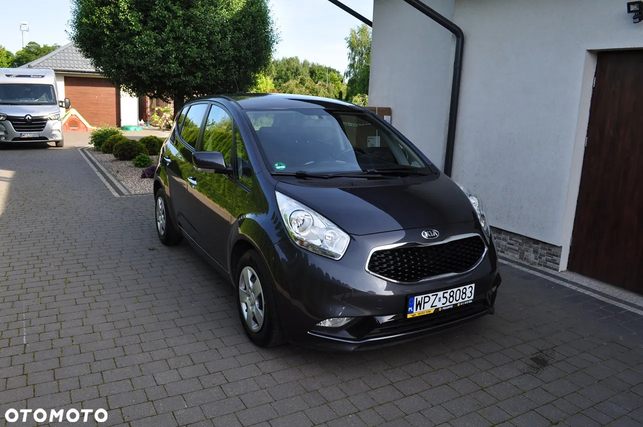 Kia Venga - 12