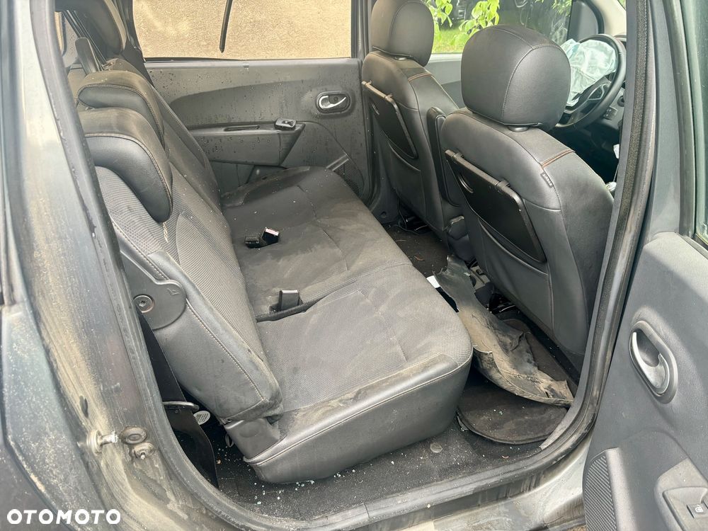 Dacia Lodgy TCe 115 Stepway - 6