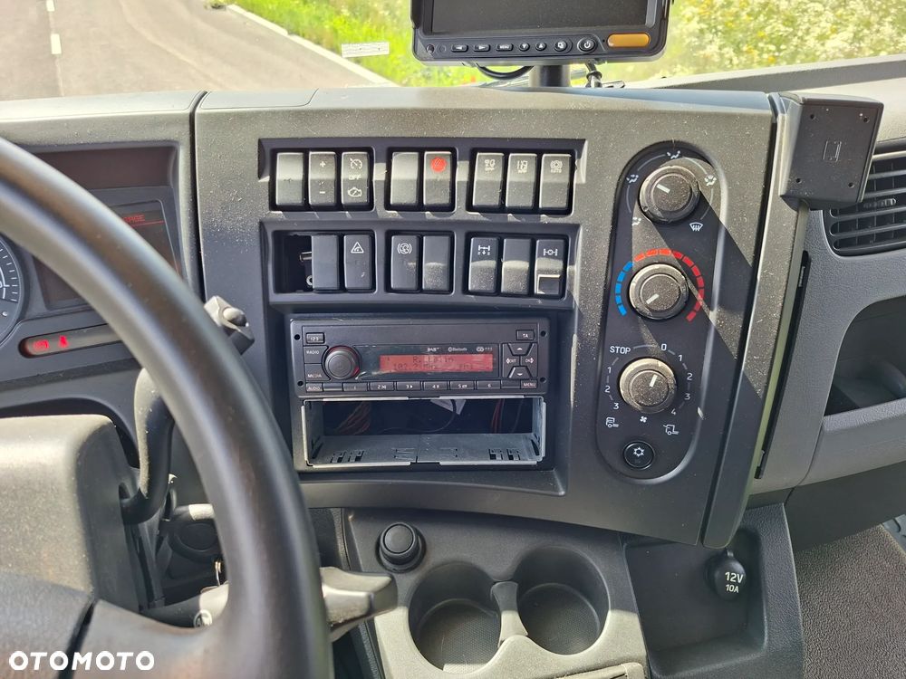 Renault D16 - 9