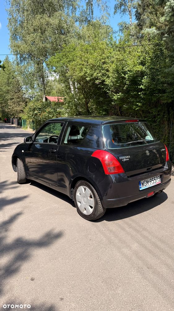 Suzuki Swift - 2