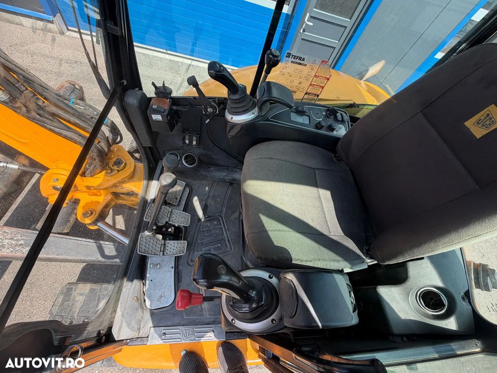 JCB Excavator pe șenile din cauciuc JCB 8045 ZTS 4.5T - 12