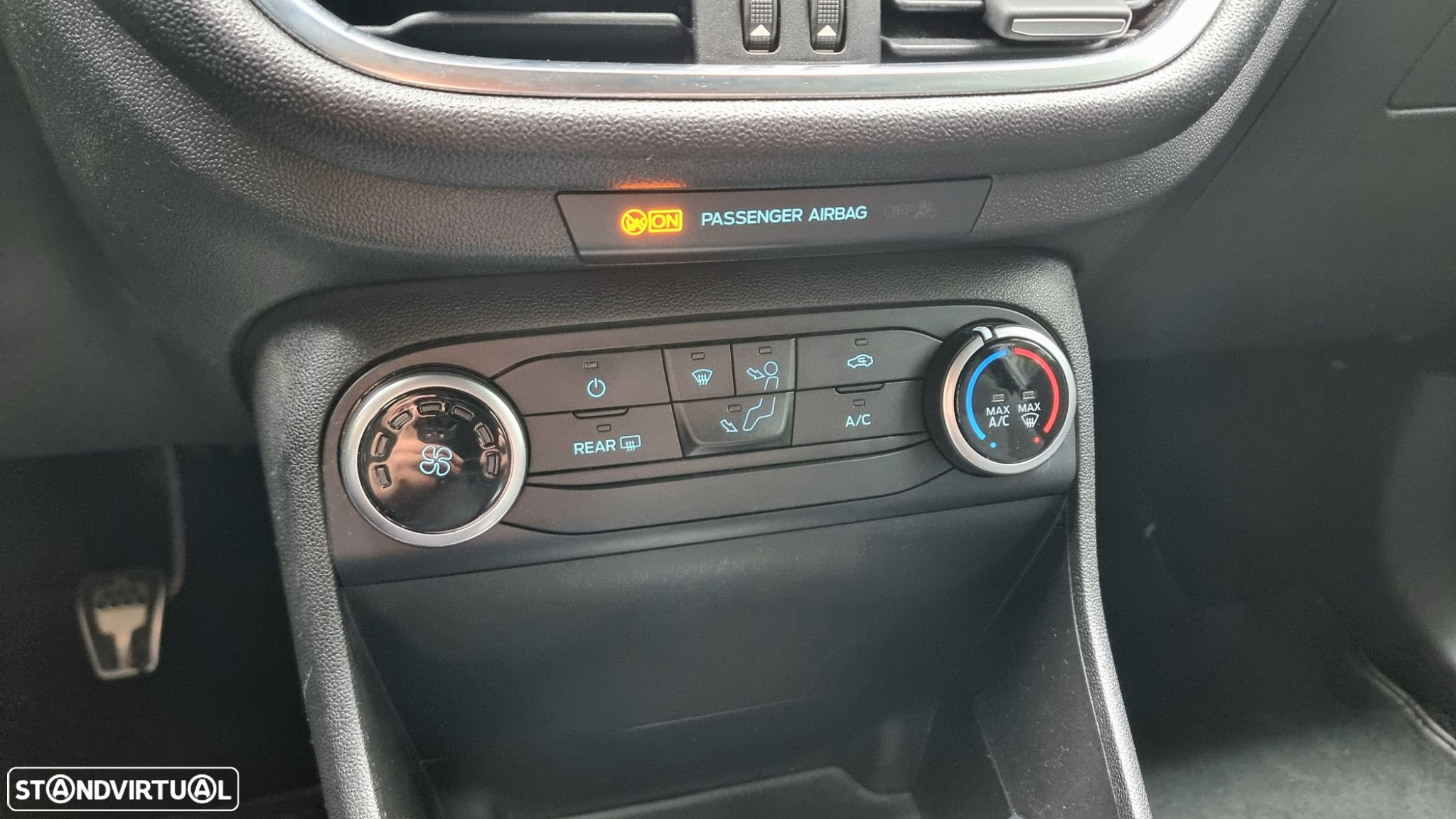 Ford Fiesta 1.0 EcoBoost ST-Line - 11