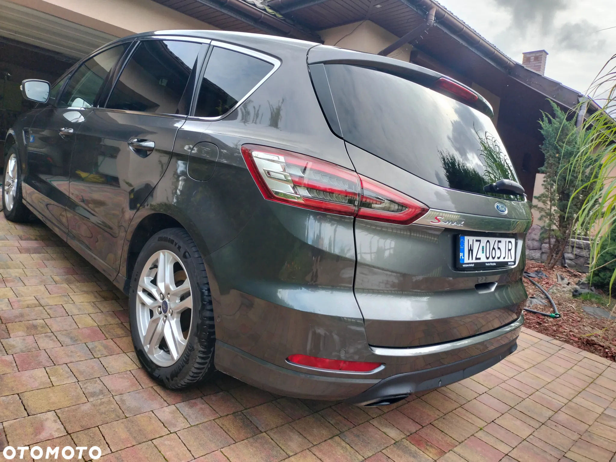 Ford S-Max 2.0 EcoBoost Titanium - 15