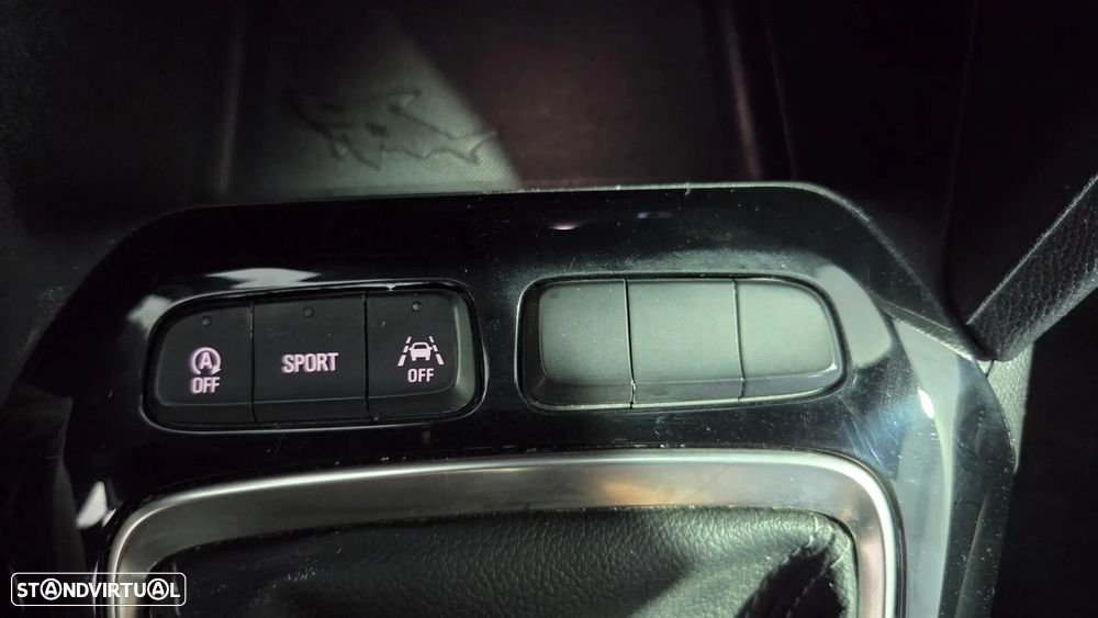 Opel Corsa 1.2 Direct Injection Turbo S&S GS - 31