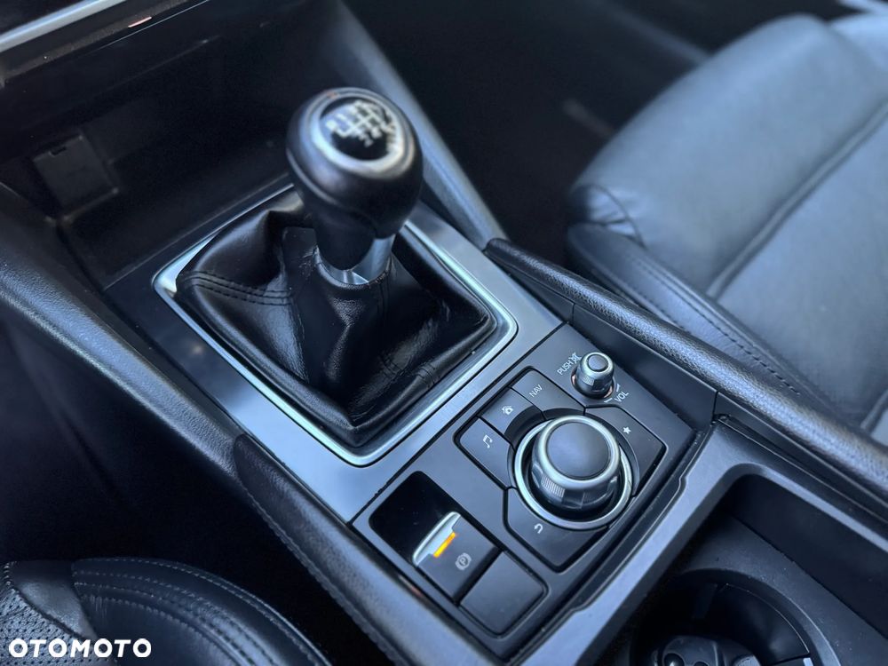 Mazda 6 2.0 Kombi SKYACTIV-G Sports-Line - 32