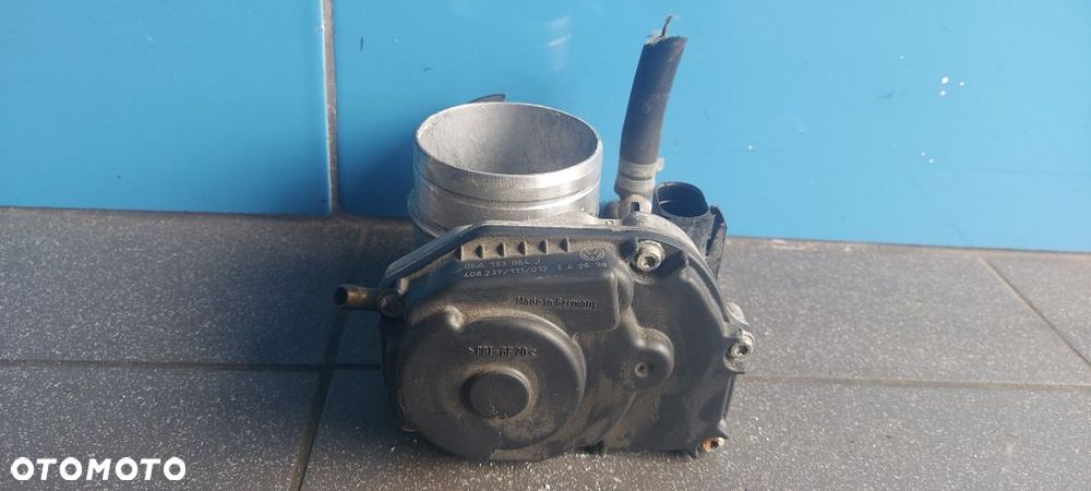 Przepustnica VW Golf IV 1.9 TDI 06A133064J - 2