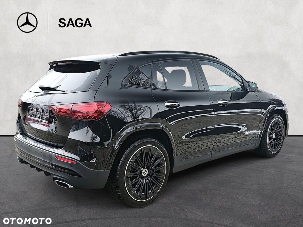 Mercedes-Benz GLA - 5