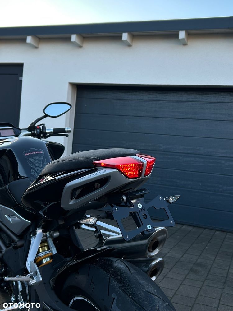 MV AGUSTA Brutale - 6