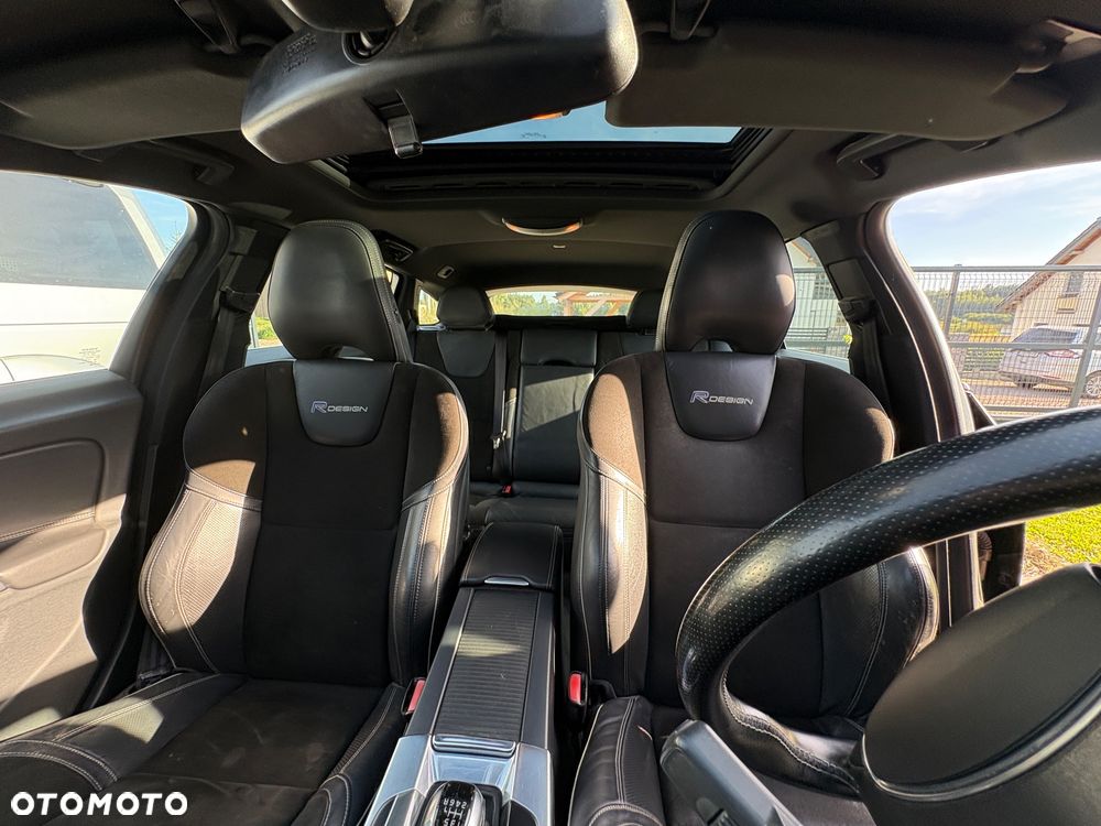 Volvo V60 D4 Drive-E R-Design Kinetic - 22