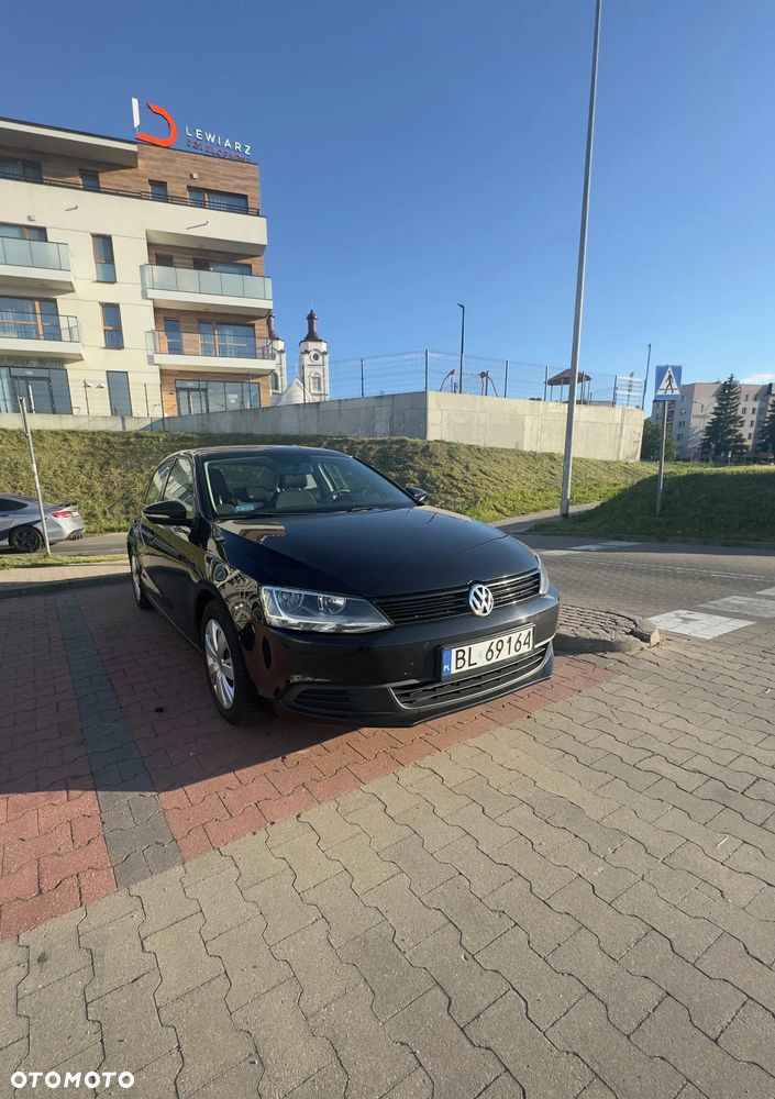 Volkswagen Jetta 1.4 TSI Trendline - 3