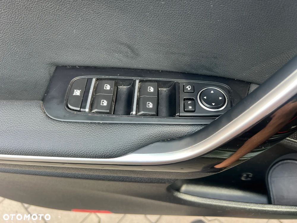 Kia Ceed - 16