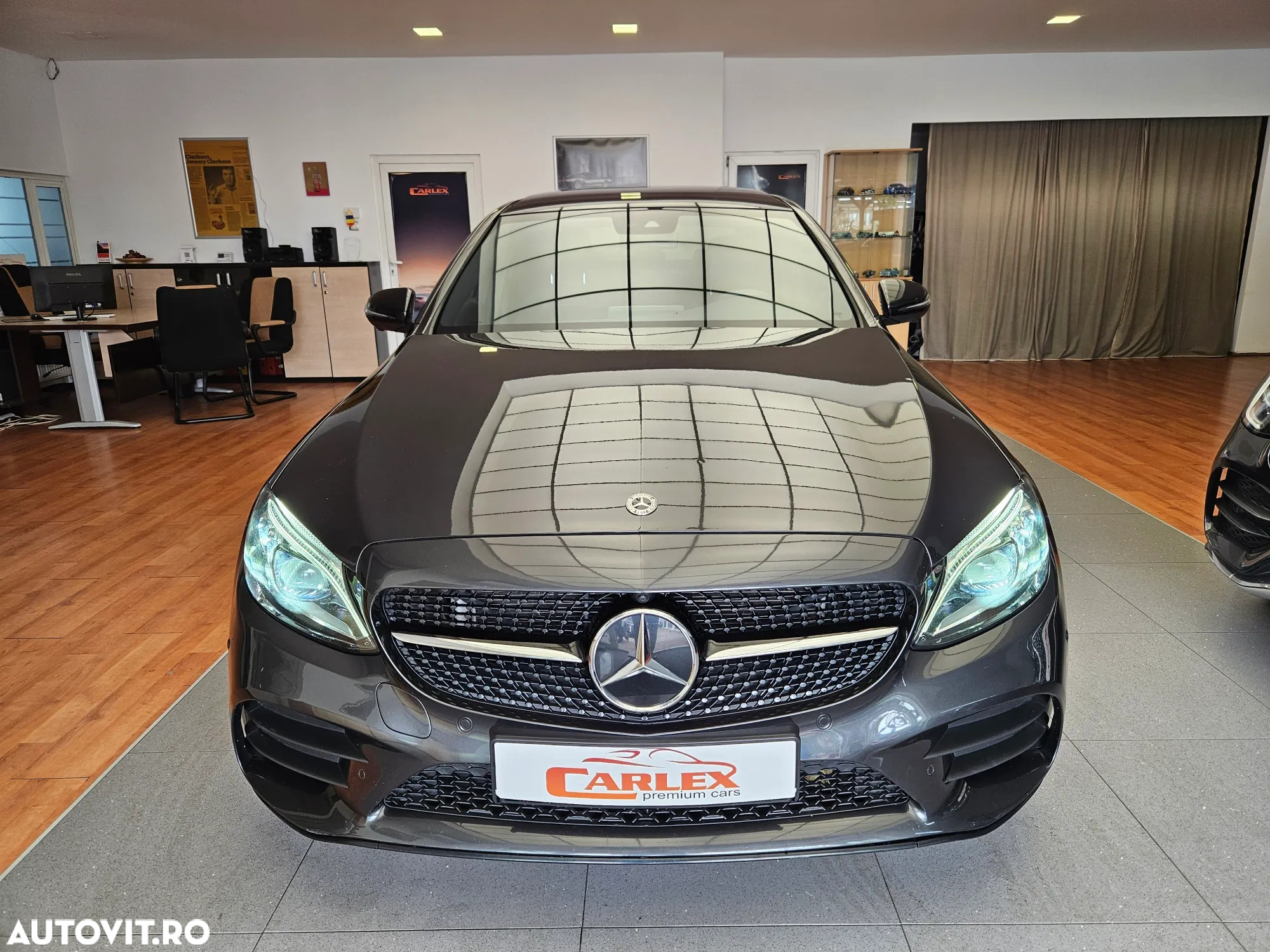 Mercedes-Benz C 220 d 4MATIC Aut - 2