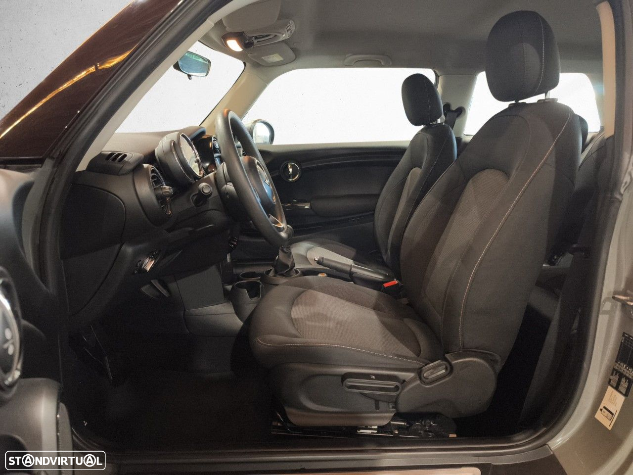 MINI 3 Portas One - 7