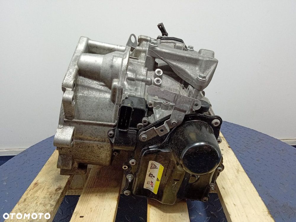 VW GOLF VII 1.4 TSI 125 KM SKRZYNIA AUTOMATYCZNA SMN - 2