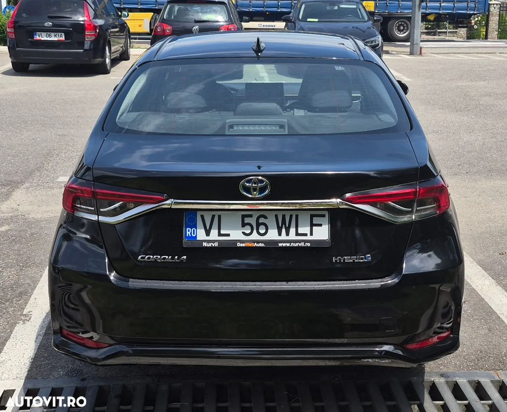 Toyota Corolla 1.8 Business Edition - 10