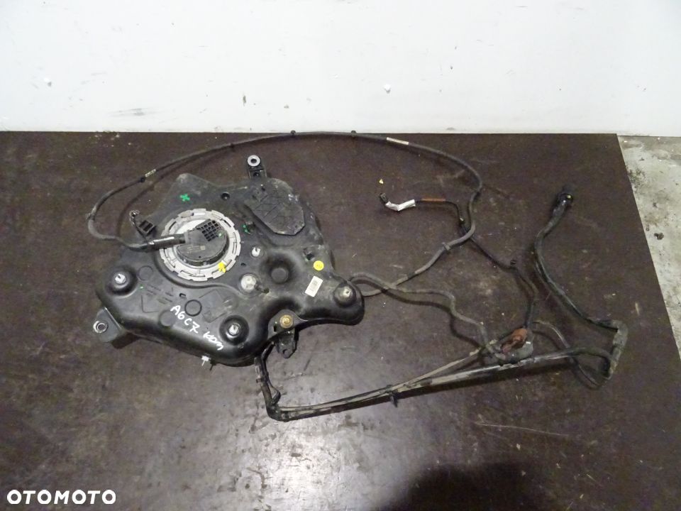 AUDI A6 C7 LIFT 14-18 3.0 TDI ZBIORNIK ADBLUE POMPA POMPKA - 1