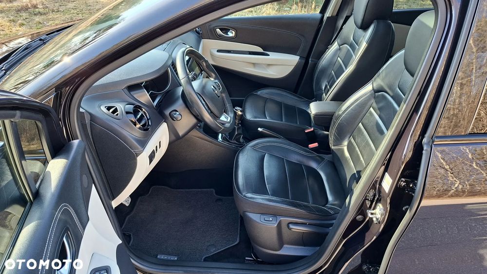 Renault Captur ENERGY TCe 120 Initiale Paris - 23