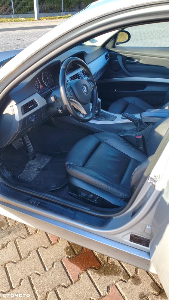 BMW Seria 3 330xi - 5