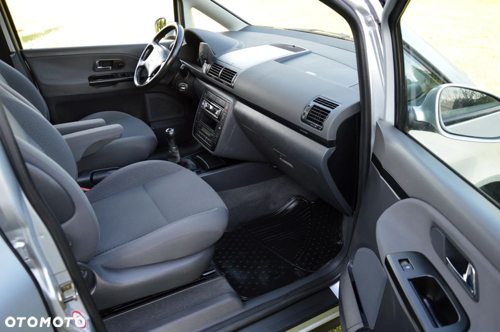 Volkswagen Sharan 2.0 TDI Sportline - 19