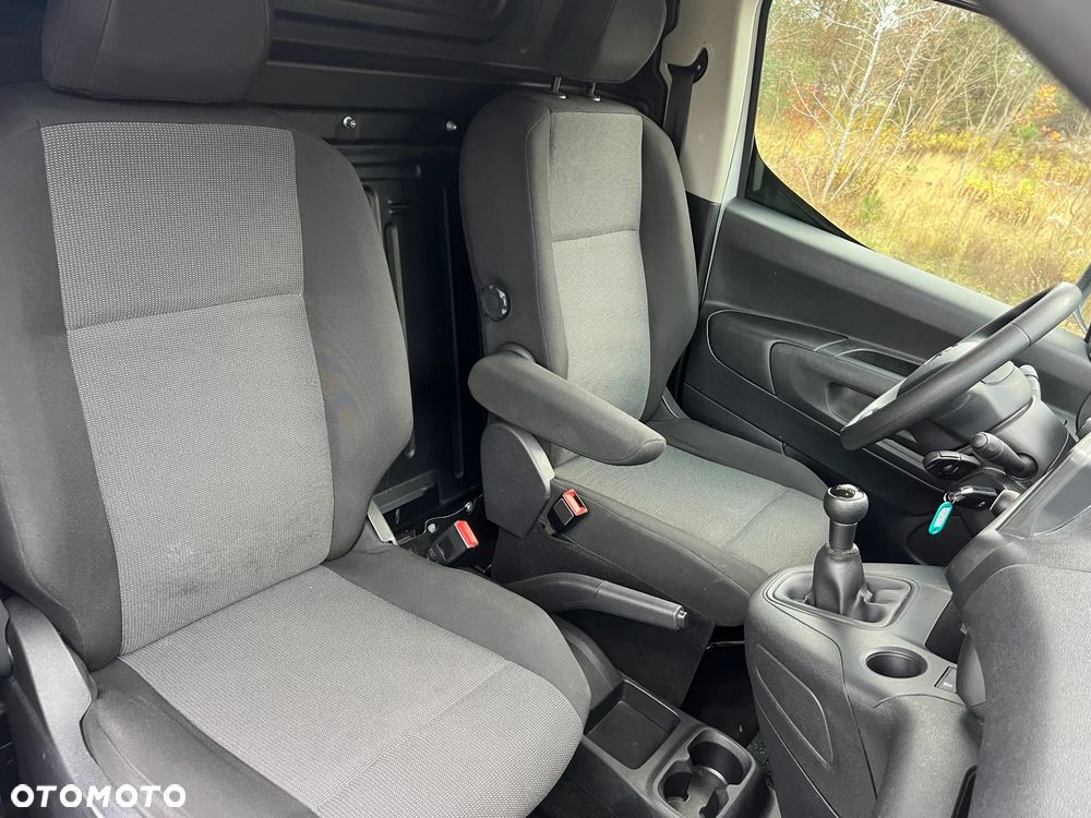 Toyota PROACE CITY - 13