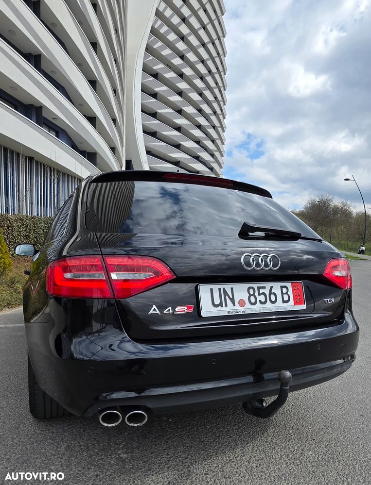 Audi A4 2.0 TDI DPF clean multitronic S line Sportpaket - 3