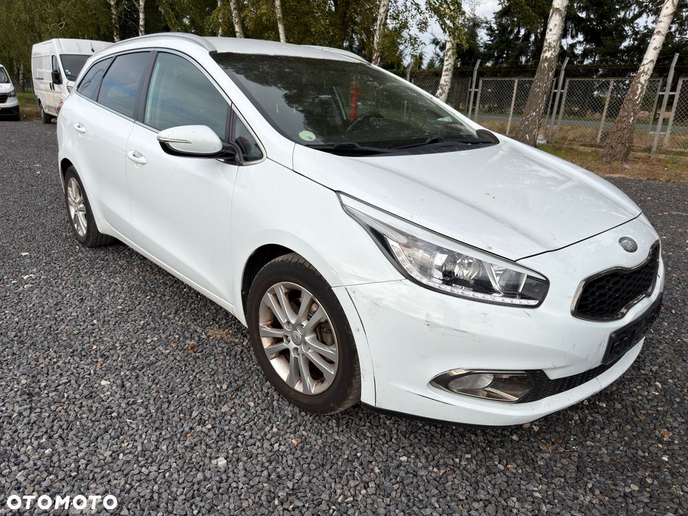 Kia Ceed 1.6 CRDi 128 Platinum Edition - 2