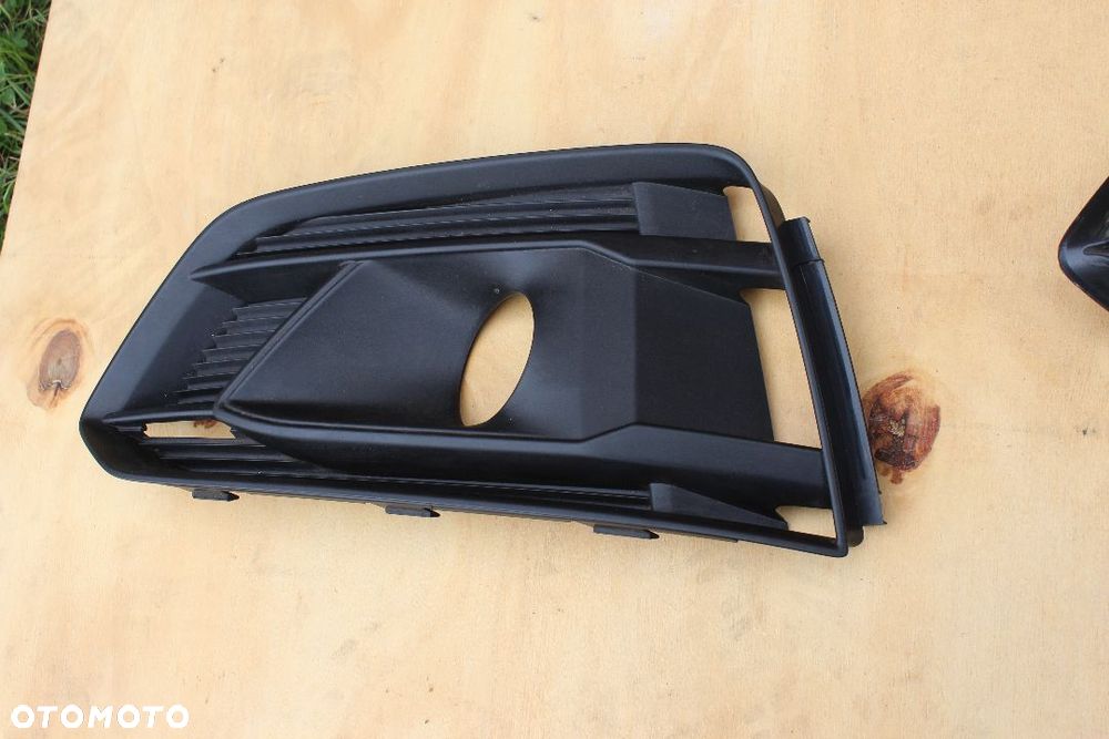 KRATKA ZDERZAKA LEWA AUDI A5 B9 8W6807681C 2018 - 1