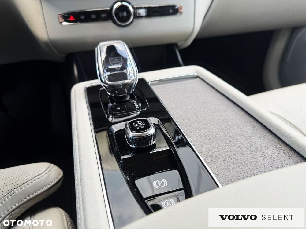 Volvo XC 90 - 28