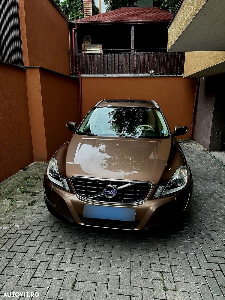 Volvo XC 60 D3 AWD Kinetic - 1