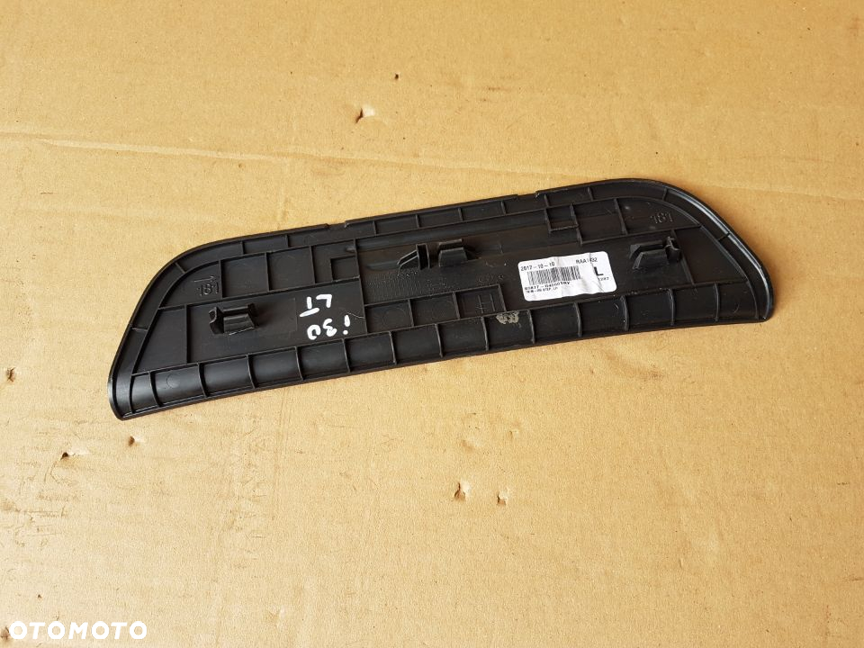 Hyundai i30 III PDE listwa zewnętrzna nakładka progu nakładka kombi listwy - 5