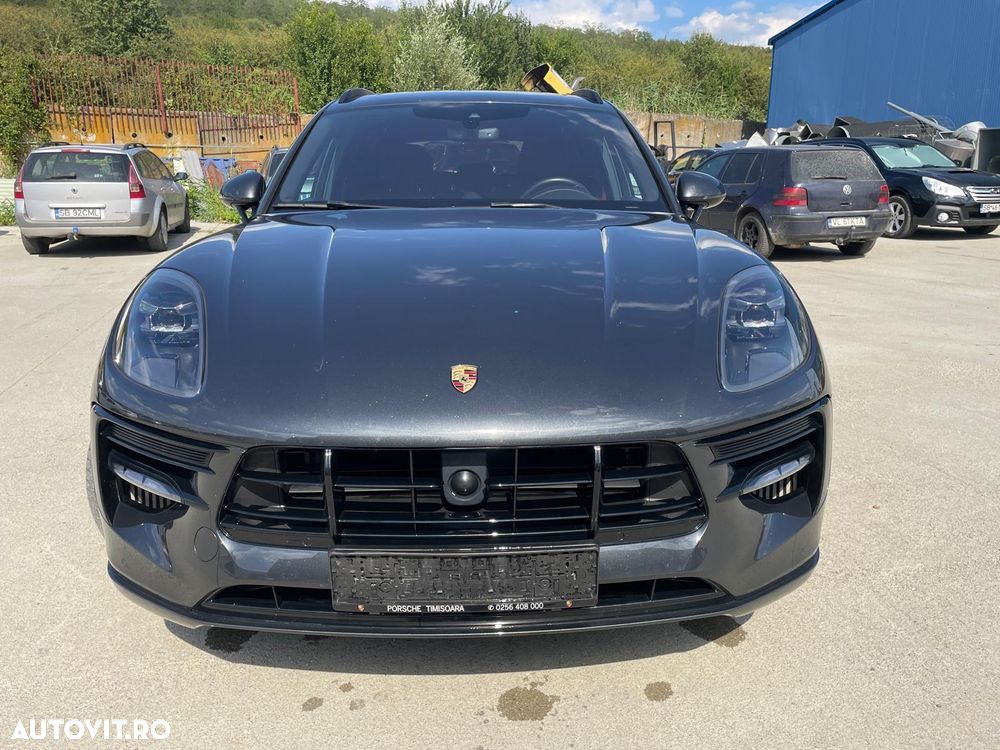 Porsche Macan - 2
