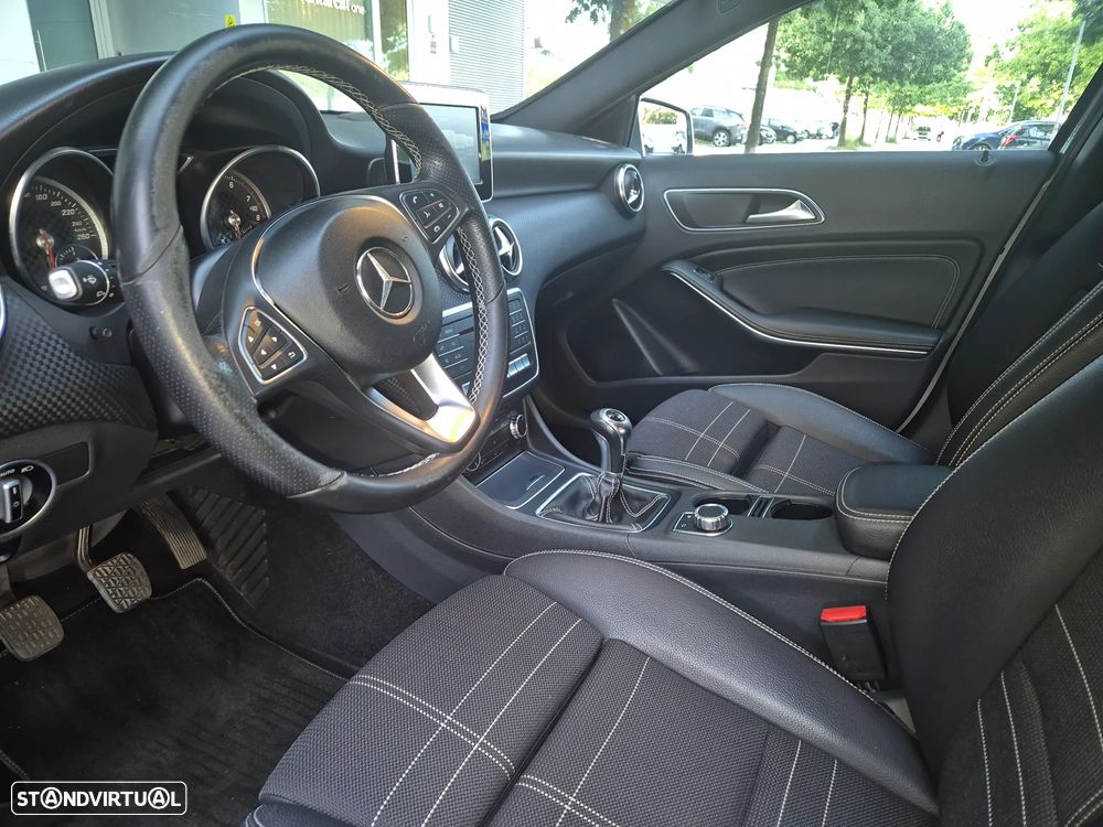 Mercedes-Benz A 180 Urban - 6