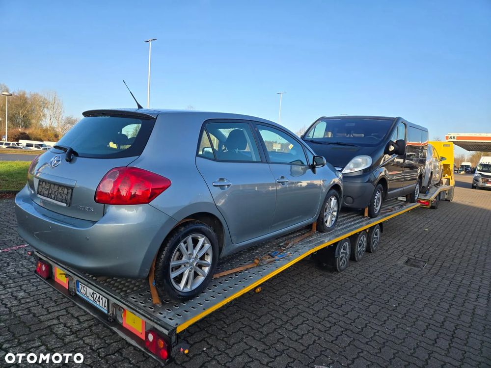 Toyota Auris 1.4 VVT-i Team - 24
