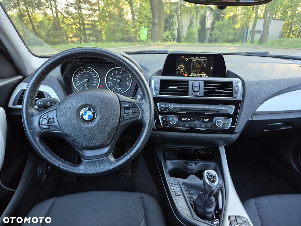 BMW Seria 1 116i - 7